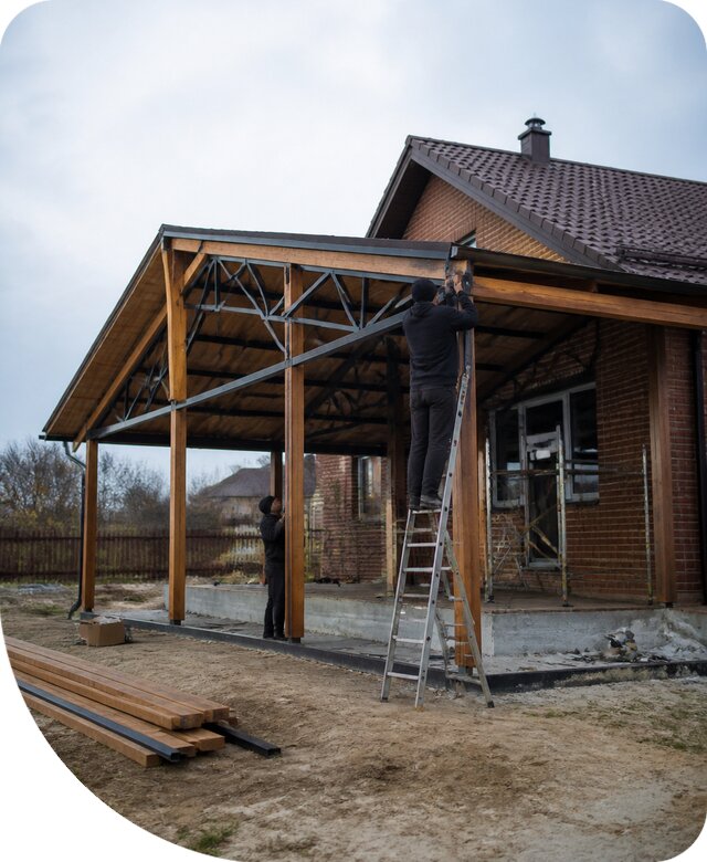 Пристройка навеса к дому и участку в Белогорске под ключ